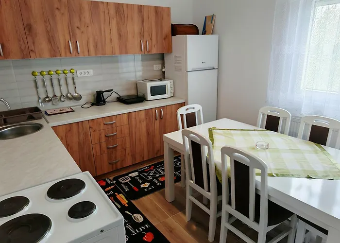 Apartments Domacinstvo Nikolic