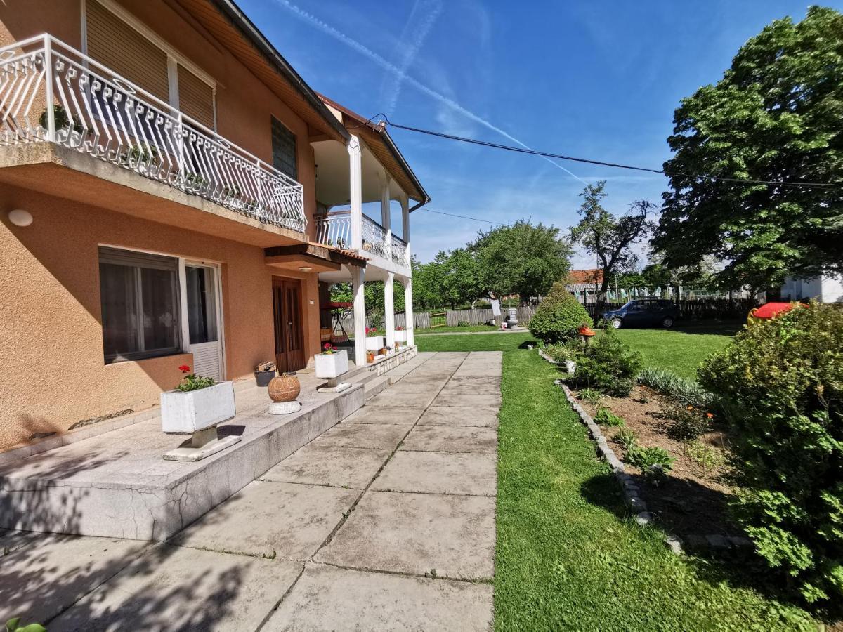 Apartment Domacinstvo Nikolic Valjevo